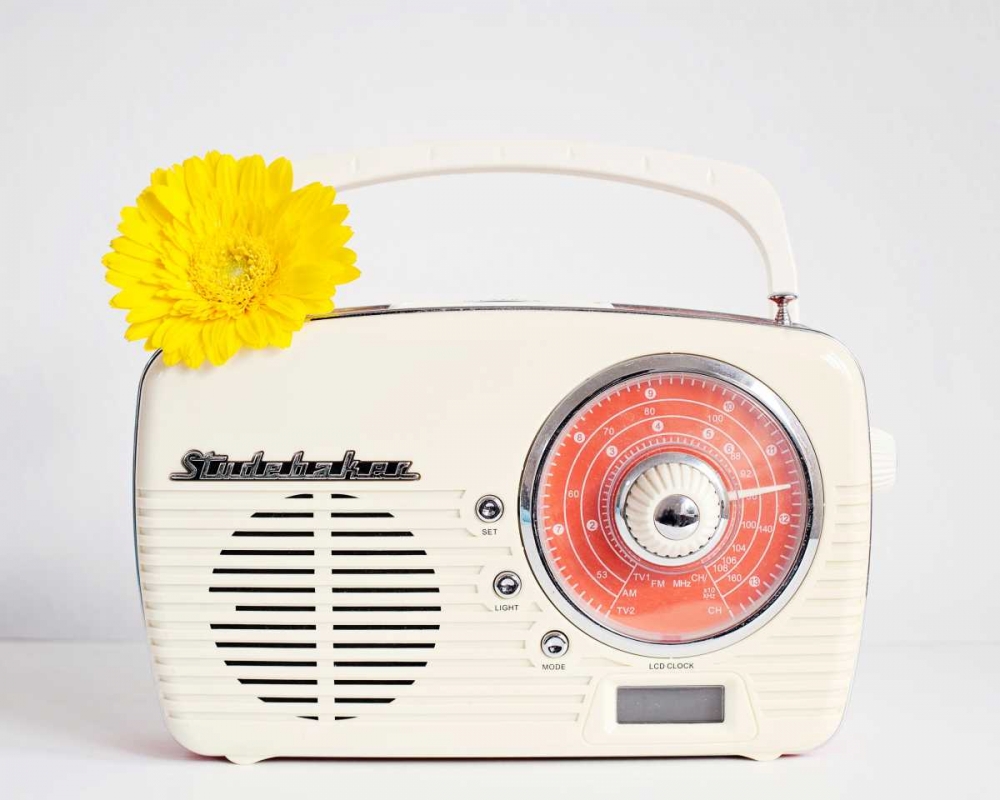 Art Print: Back In Time White Radio