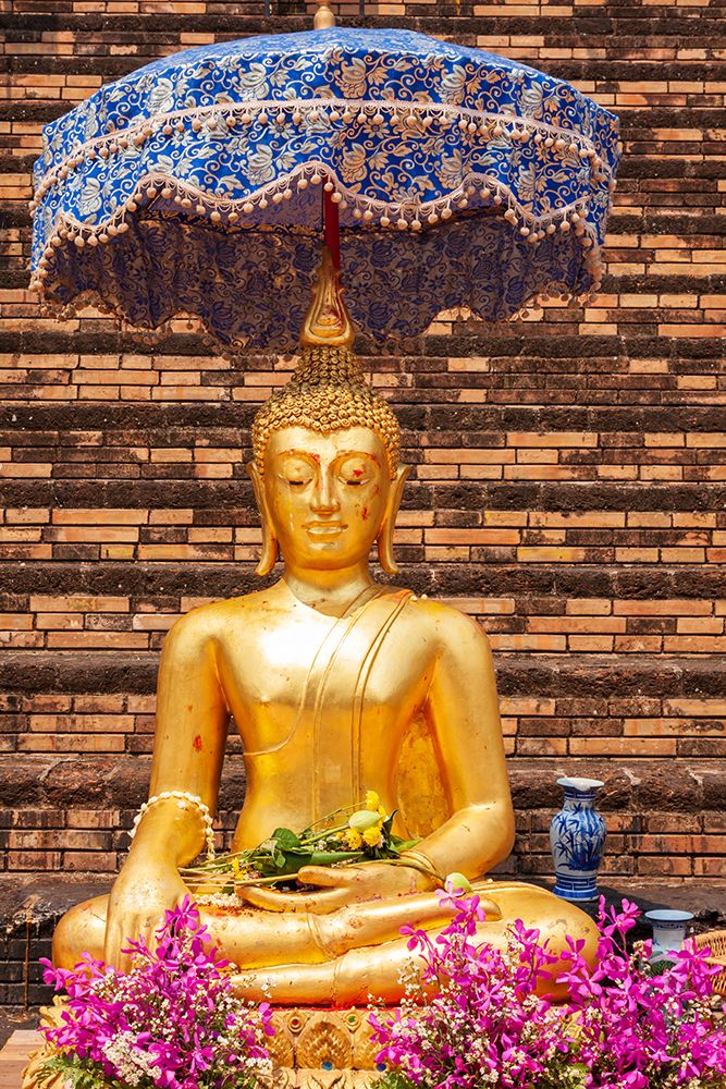 Wall Art Painting id:550616, Name: Chiang Mai- Thailand. Wat Chedi Luang. Buddha statue., Artist: Haseltine, Tom