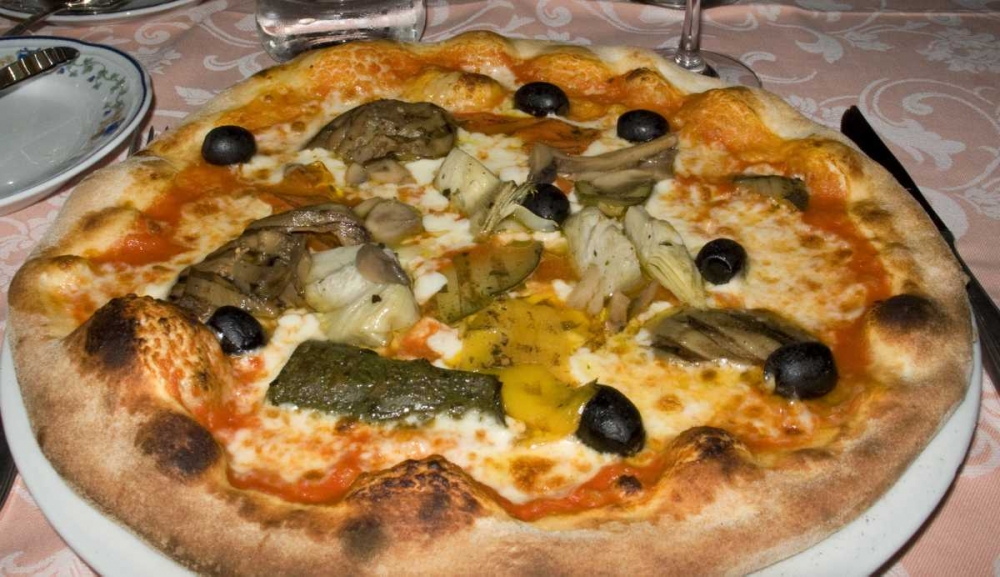 Wall Art Painting id:130441, Name: Italy, Camogli Neopolitan pizza with vegetables, Artist: Kaveney, Wendy