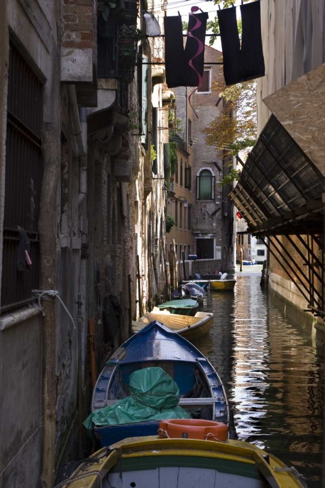 Wall Art Painting id:129872, Name: Italy, Venice Boats in canal, Artist: Kaveney, Wendy