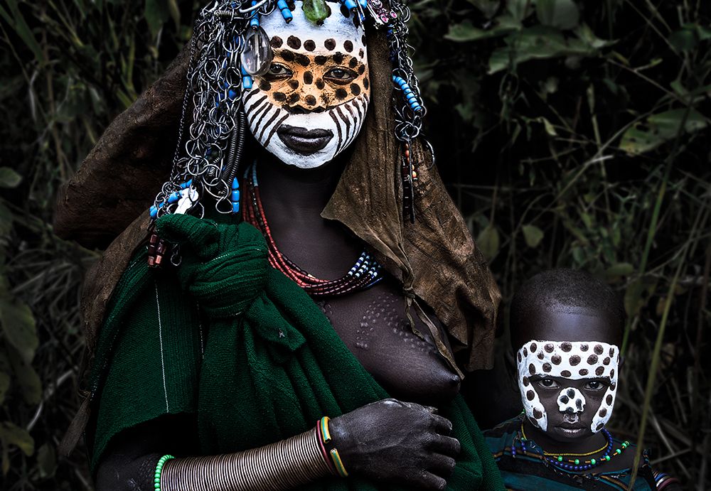 Wall Art Painting id:467334, Name: Surma Tribe Woman And Her Child - Ethiopia., Artist: Inazio Kuesta, Joxe