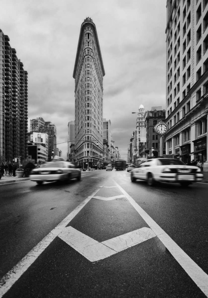 Wall Art Painting id:100613, Name: Taxiiii, Artist: De La, Javier