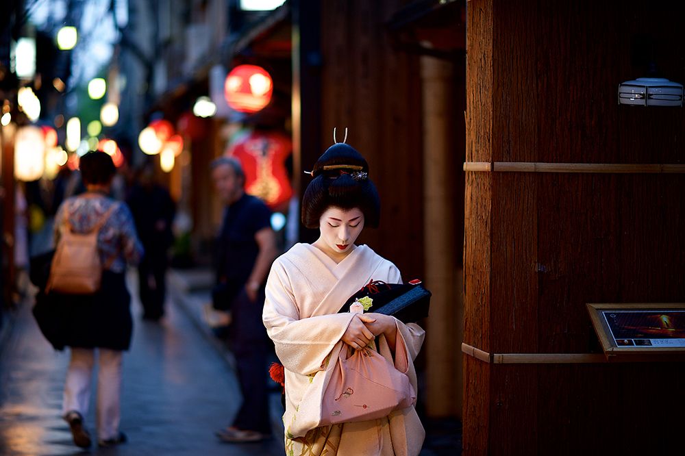 Wall Art Painting id:694656, Name: Geiko, Artist: Caria, Rui