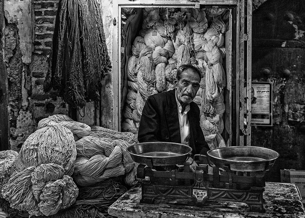 Wall Art Painting id:471831, Name: Rope Seller In A Bazaar (Iran), Artist: Inazio Kuesta, Joxe