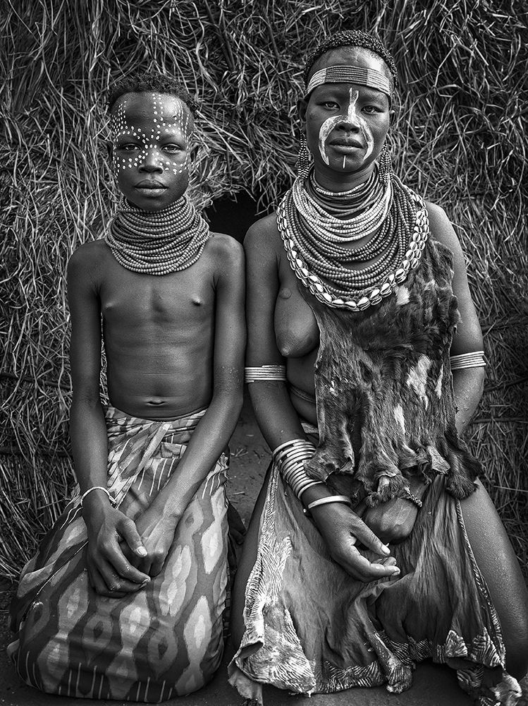 Wall Art Painting id:472161, Name: Two Karo Tribe Girls (Omo Valley-Ethiopia), Artist: Inazio Kuesta, Joxe