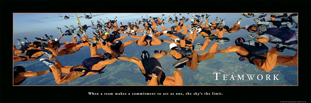 Wall Art Painting id:246274, Name: Teamwork - Skydivers, Artist: Frontline